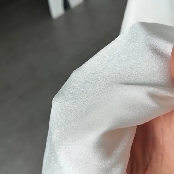 White mini dress with pearls decor details #partydress
Worn once - Picture 5 of 8